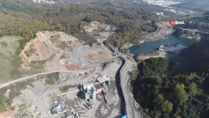 Mahalleli cüruf tesisleri ve depolama alanlarının kaldırılması için eylem yaptı