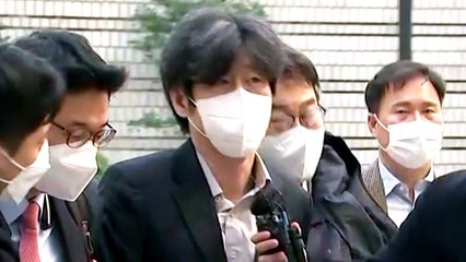 남욱, 석방 뒤 첫 대장동 재판..."법정에서 말씀드리겠다" / YTN