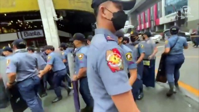 Police chase after protesters as progressive groups hold rallies in time of Harris' visit