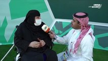 أم محمد أحد زوار البيت السعودي - حضرت من أجل تشجيع المنتخب السعودي ومنذ البارحة و أنا أصلي وأدعي للمنتخب و حنيت يدي من أجل التصفيق وتشجيع المنتخب