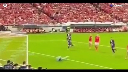 y2mate.com - INI BARU MESSI SESUNGGUHNYA  12 Kali Messi Buktikan Sebagai yang Terbaik di Usia 35 Tahun_360p.mp4