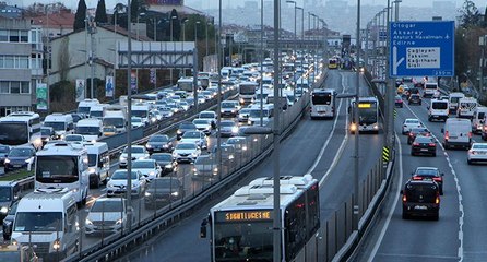 İstanbul’da ara tatilin ardından trafik yoğunluğu