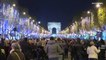 Les Champs-Élysées illuminés... tout en sobriété