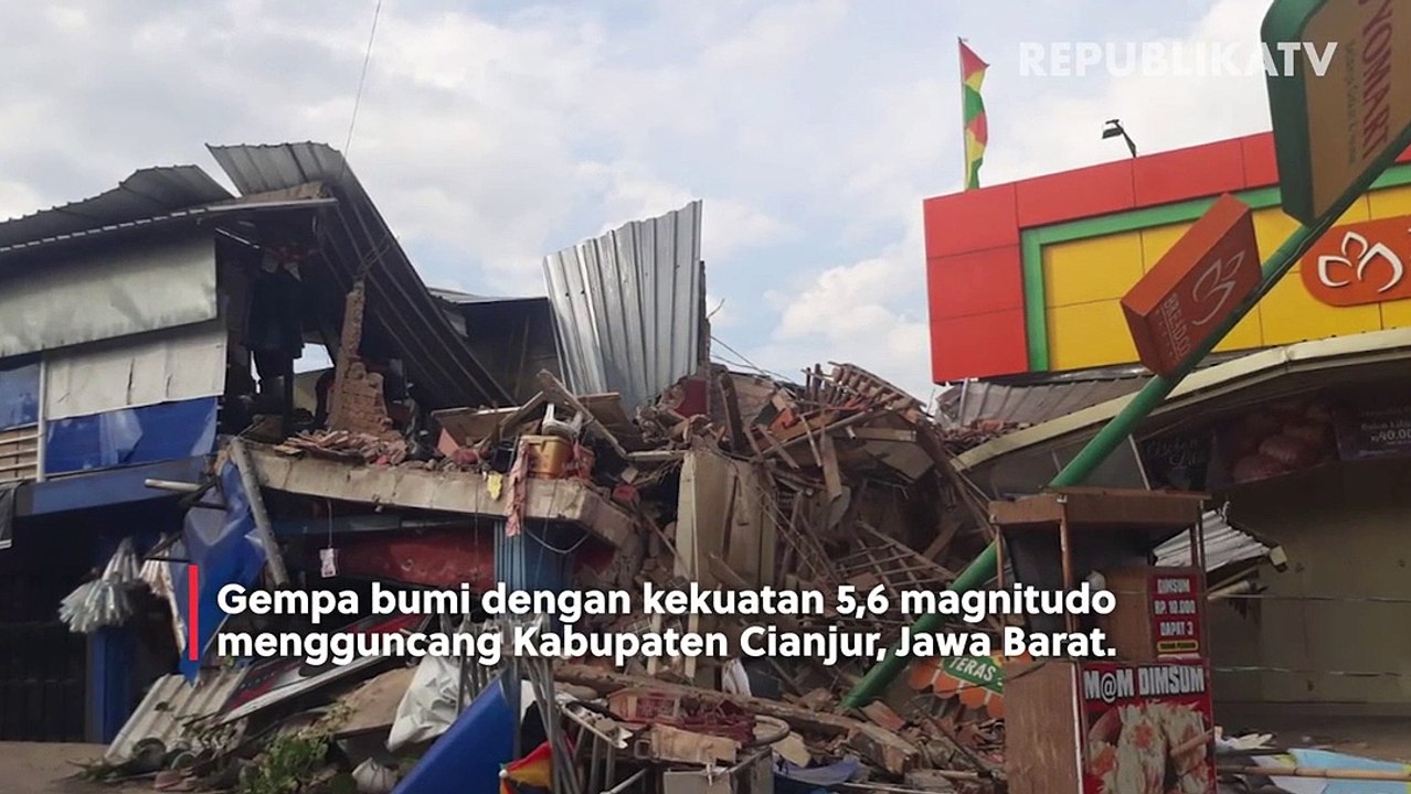 Gempa Cianjur, Masyarakat Bahu Membahu Selamatkan Warga yang Tertimpa Bangunan Runtuh