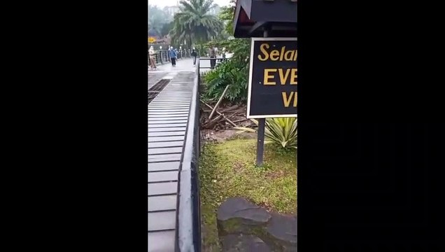 Banjir Bandang Terjang Desa di Kawasan Puncak Bogor, BPBD Evakuasi 474 Orang