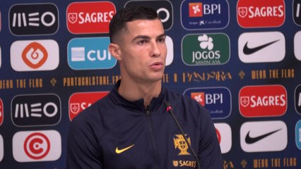 Download Video: Coupe du monde : conflit avec Manchester, pub Louis Vuitton avec Messi... Ronaldo s'explique