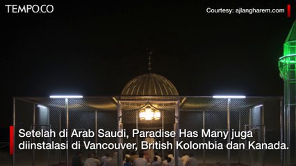 Indahnya Masjid Transparan di Tengah Gurun Arab Saudi