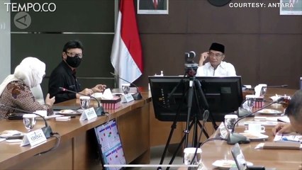 Скачать видео: Cuti Bersama 2021 Dipangkas dari 7 Hari Menjadi 2 Hari untuk Cegah Penularan Covid-19