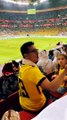 Hincha ecuatoriano se discute con hinchas de Qatar!! - Mundial de Fútbol 2022
