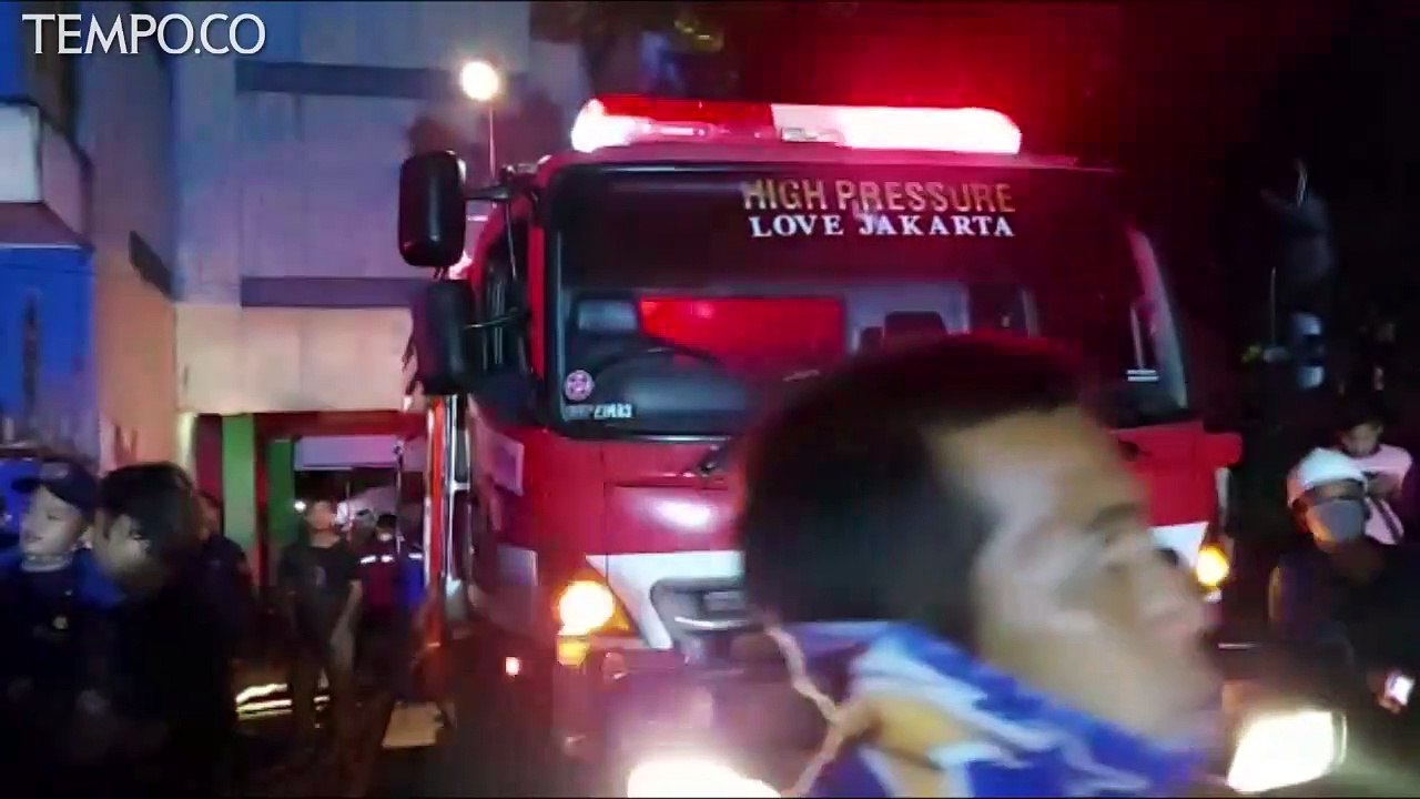 Pasar Inpres Terbakar, 35 Sepeda Motor di Lantai 2, Diduga Asal Api dari Basement