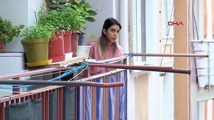 ÜZERİME KAPIYI KİLİTLEDİ DEDİĞİ ARKADAŞI UMREDE ÇIKTI