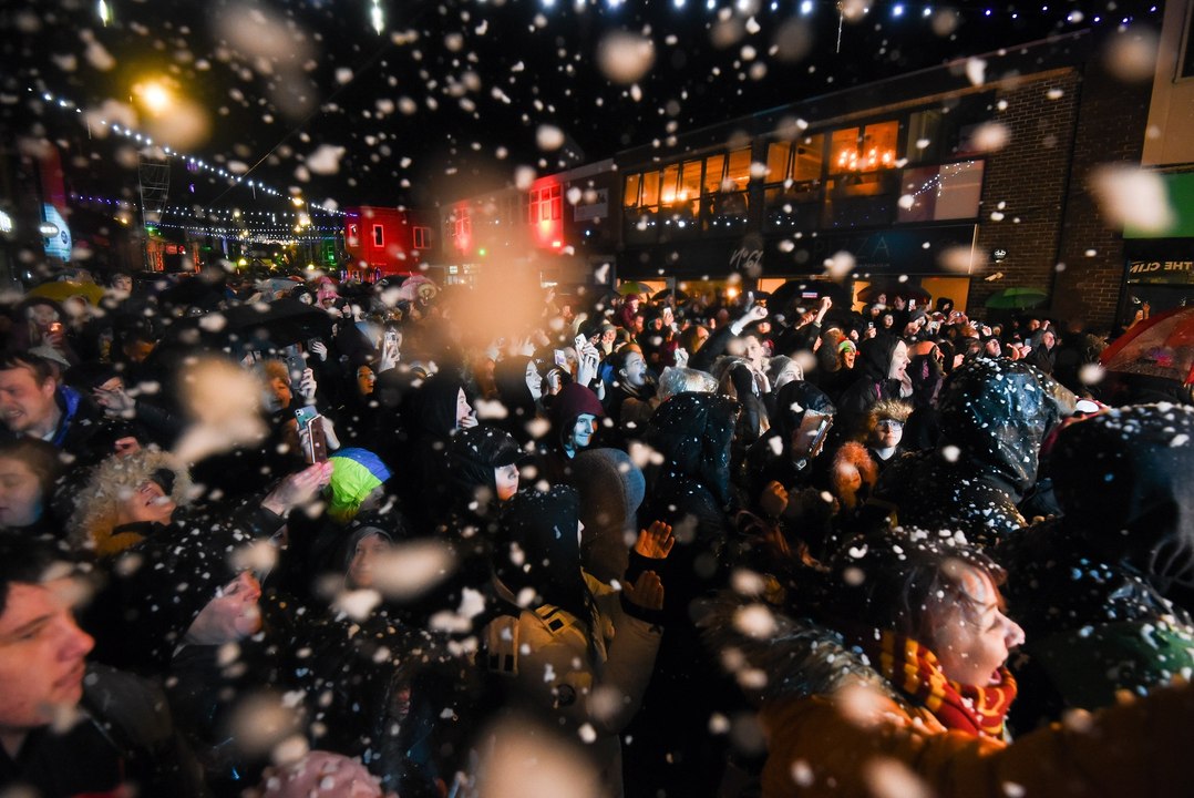 Lancashire Post news update 21 Nov 2022: Preston and Chorley switch-on Christmas lights