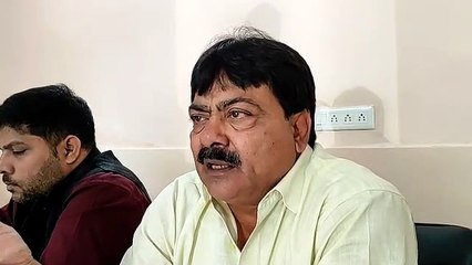 कांग्रेस बोर्ड के खिलाफ जयपुर में उतरे पार्षद, कह डाली ये बात... देखिए VIDEO