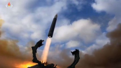 Le immagini del lancio del "missile mostro" della Corea del Nord