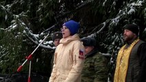 Russos e ucranianos preparam-se para combater na neve