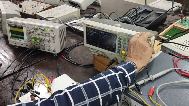 To observe the property of current series feedback amp using CE transistor amp with an unbypassed emitter resistor.