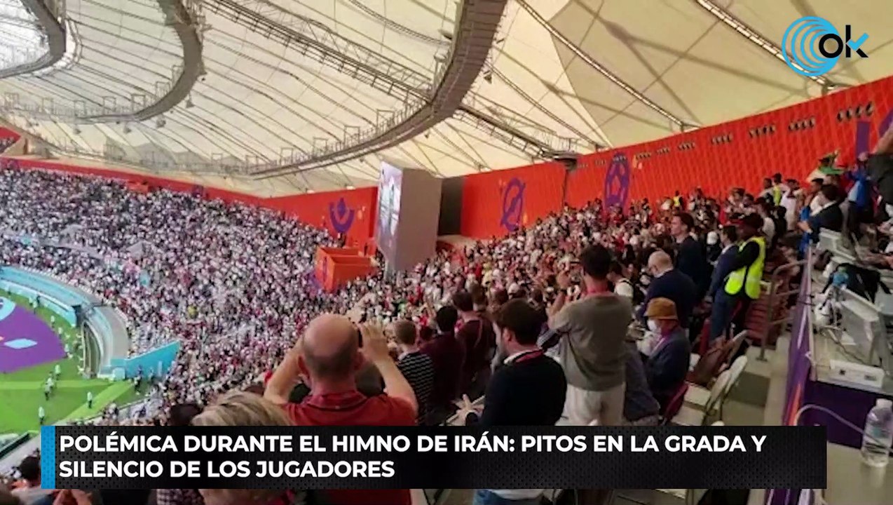 Polémica durante el himno de Irán pitos en la grada y silencio de los jugadores