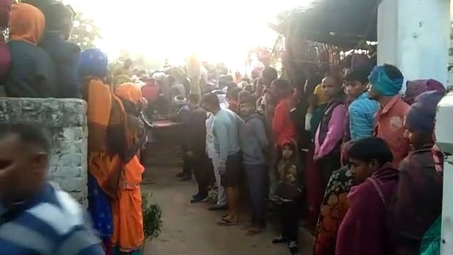 दम्पती को कुएं में गिराने का आरोप, पत्नी की मौत पति को किया जयपुर रैफर