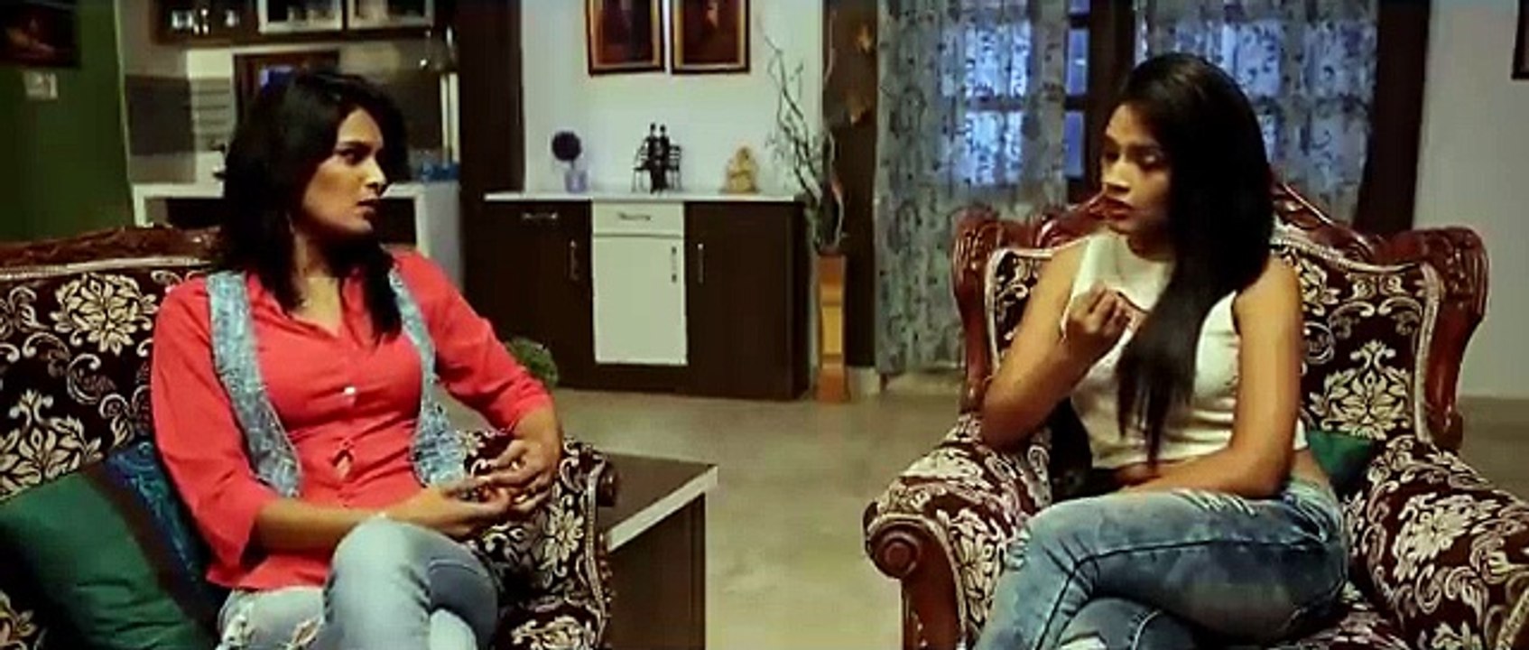 बॉस_ने_बिस्तर_गरम_करने_के_लिए_किया_मजबूर_-_Dirty_Darling_-_Romantic_Hindi_Movie