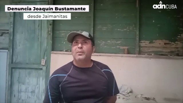 Familia tiene que abandonar su casa para evitar morir en un derrumbe. Denuncia desde Jaimanitas.