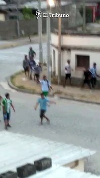 Brutal enfrentamiento entre barras de la liga rural en Rosario de Lerma