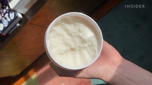 Body scrub uses chemical and physical exfoliants to get rid of keratosis pilaris