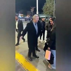 Mansur Yavaş, kendisiyle fotoğraf çektirmeye çekinen yurttaşlara seslendi