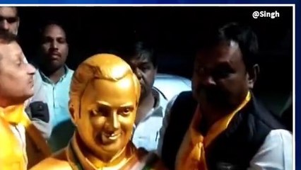 भारत जोड़ों में पिता पुत्र का होगा मिलन: राहुल को कांग्रेसी कार्यकर्ता देंगे राजीव गांधी की गोल्डन प्रतिमा