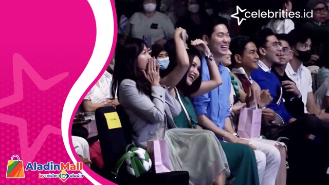 Deretan Artis Indonesia Ini Girang Bertemu Song Joong Ki, Ada Chika Jessica dan Ayu Ting Ting