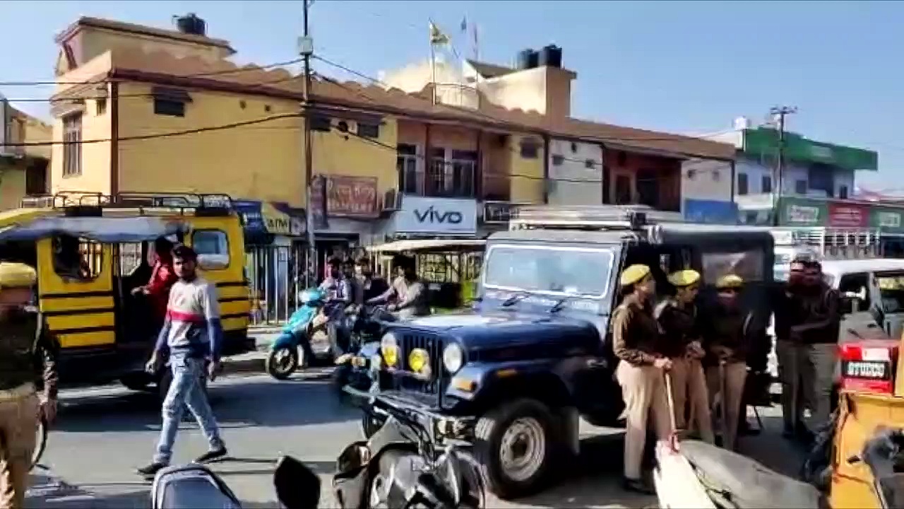 अपराधियों के खिलाफ एक्शन लगातार जारी, कई करोड़ की संपत्ति को मुरादाबाद पुलिस ने किया कुर्क 