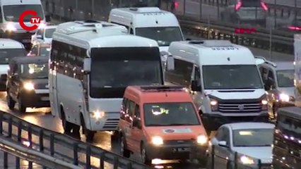 İstanbul trafiğinde 'yağmur' etkisi: Yoğunluk yüzde 80'e dayandı