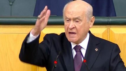 MHP lideri Bahçeli'nin sözleri salonu ayağa kaldırdı: Ölünüzü dirinizi, bir gün hepinizi müstahak olduğunuz sonuçlarla yüzleştireceğiz