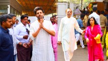 Kartik Aaryan With His Parents At Siddhivinayak Temple On 32nd Birthday