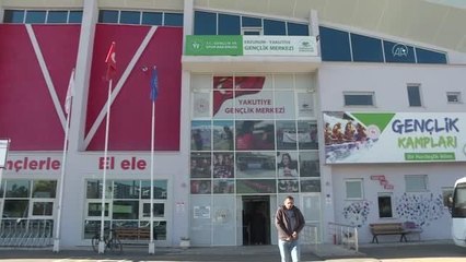 Down sendromlu ressam 20 portre siparişi aldı