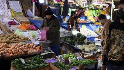 ‘Vatandaş 5 lira ucuz alayım diye halde 3 tur atıyor’
