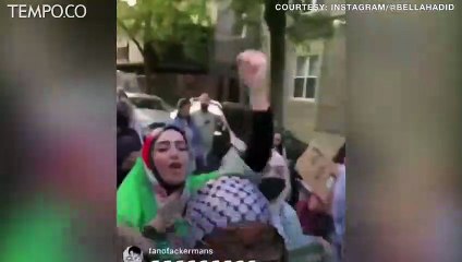 Bella Hadid Turun ke Jalan, Suarakan Dukungan bagi Palestina Merdeka