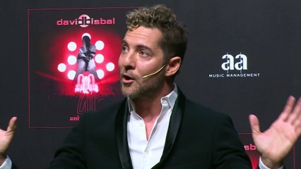 David Bisbal se rompe en directo al recordar a una importante persona de su vida