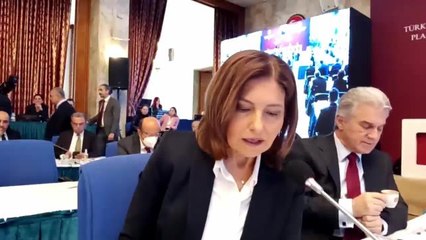 Emine Gülizar Emecan: "Cumhurbaşkanı Erdoğan 'Asla Görüşmem' Dediği Darbeci Sisi ile El Sıkıştı, Ama Böyle Seçimlere Çeyrek Kala Olmasaydı"