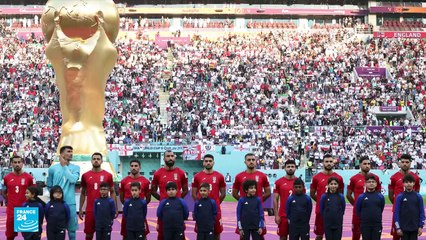 لاعبو المنتخب الإيراني يتضامنون مع المتظاهرين في بلادهم
