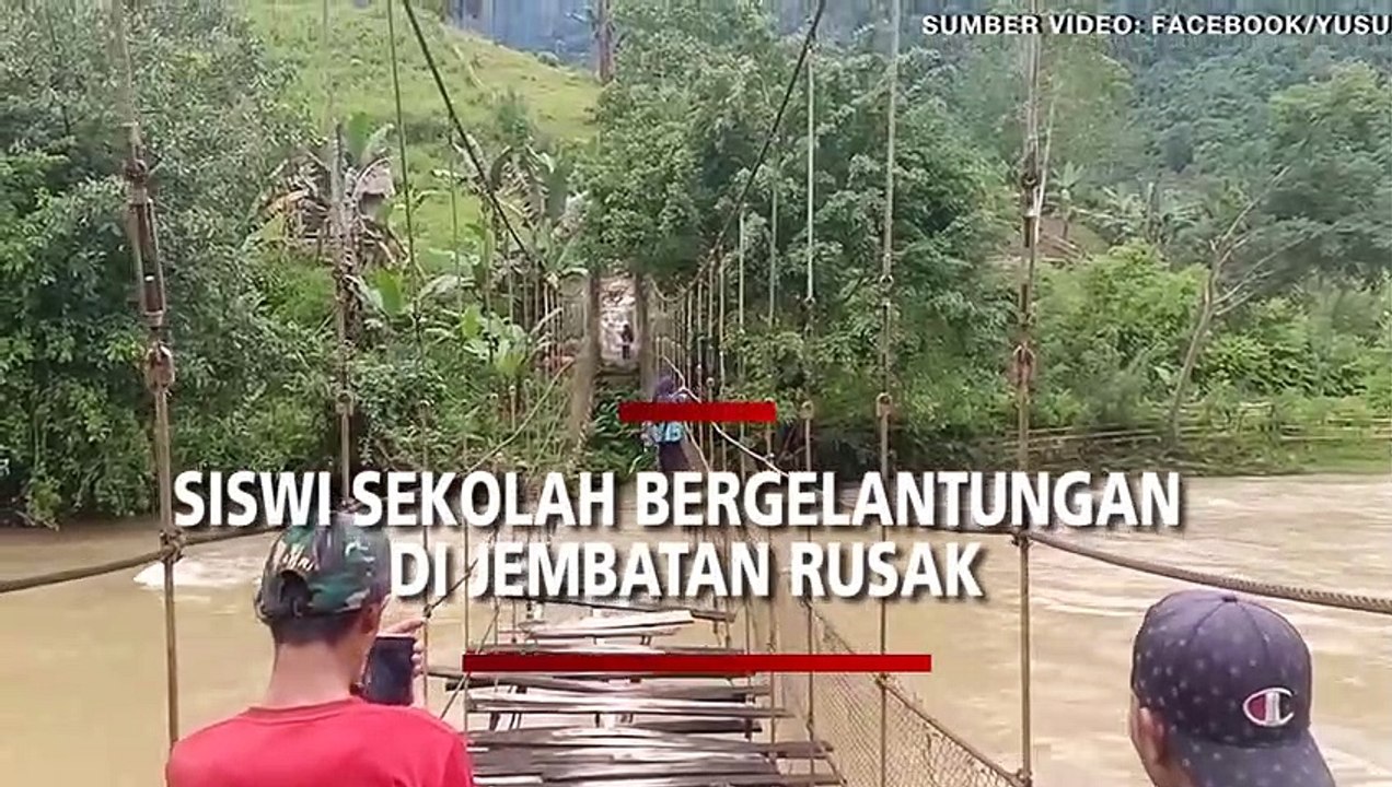 Viral, Siswi Sekolah Bergelantungan di Tali Jembatan Rusak, 10 Meter di Atas Sungai