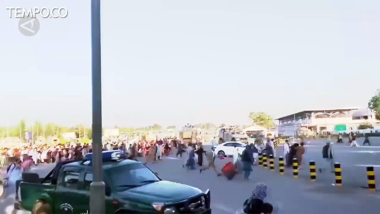 Taliban Kuasai Distrik di Seluruh Kabul, Ribuan Warga Bergegas Tinggalkan Ibu Kota