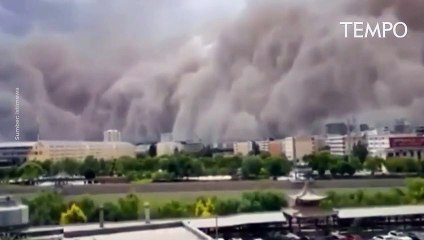 Detik-Detik Badai Pasir Dahsyat Menyapu Kota di China
