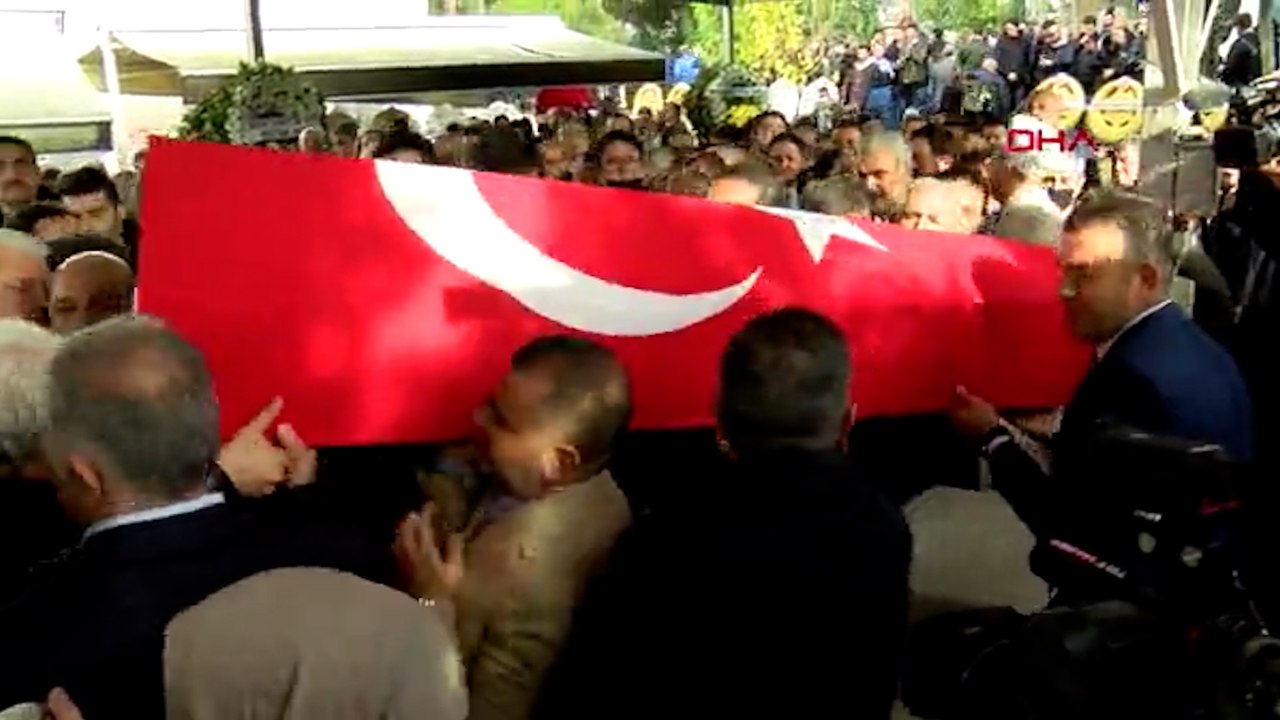 Hıncal Uluç son yolculuğuna uğurlandı