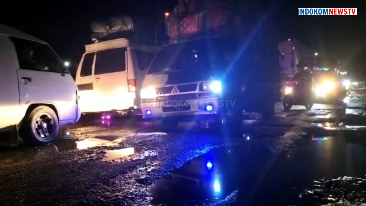 Awas! Lubang Maut di Jalan Jamin Ginting Ancam Pengguna Jalan