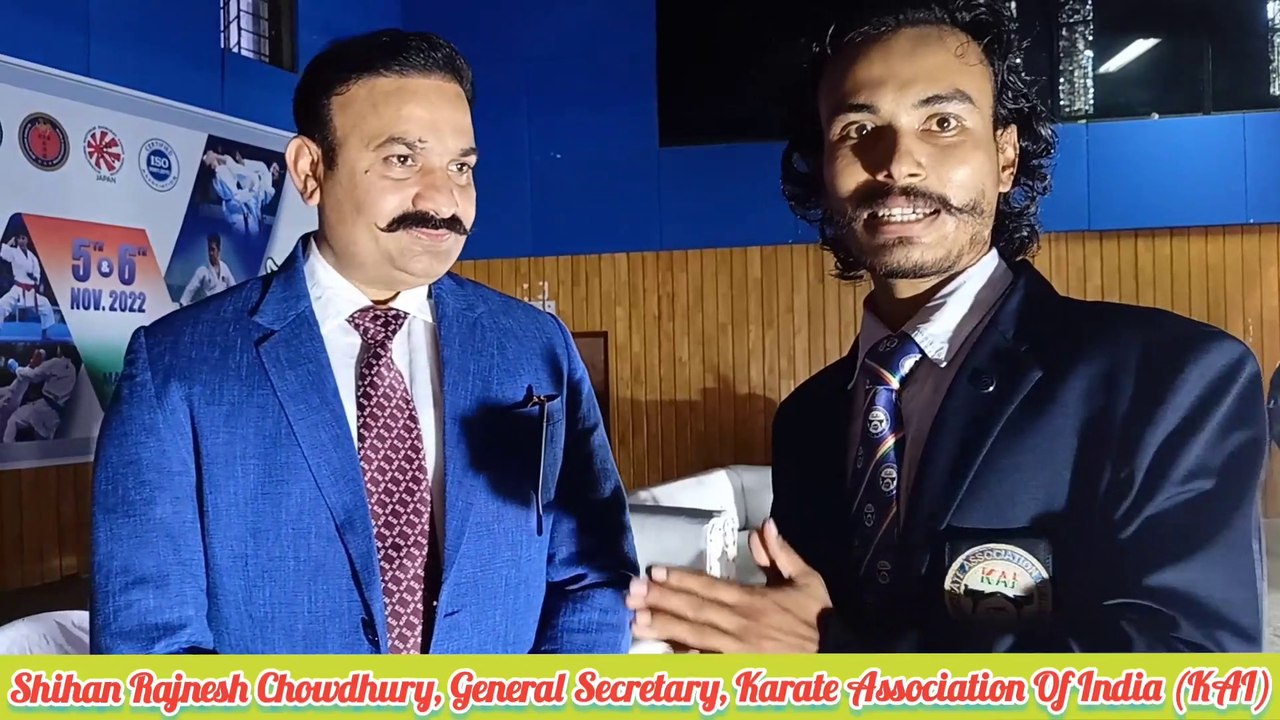 জাতীয় ক্যারাটে  ক্রীড়া সংগঠন "ক্যারাটে এসোসিয়েশন অফ ইন্ডিয়া" -র সাধারণ সম্পাদক, শিহান রাজনেস চৌধুরীর সাথে কথোপকথনে, স্বীকৃত প্রাপ্ত কোচবিহার জেলা ক্যারাটে ক্রীড়া সংগঠনের সাধারণ সম্পাদক, আমি শ্রীমান বিক্রমাদিত্য বর্মন।