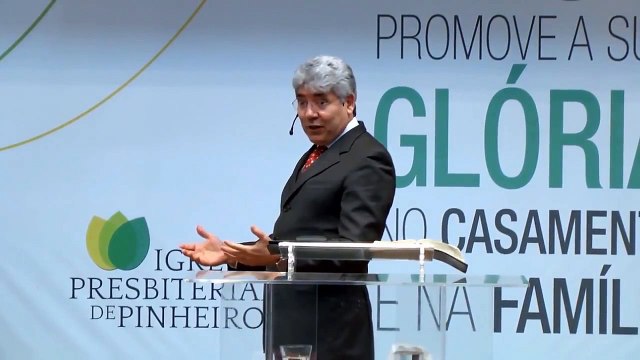 Durante a Copa, cristãos aproveitam para distribuir bíblias no Catar