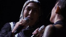 Melek Mosso ve annesi birlikte şarkı söyledi: Mevlam Bir Çok Dert Vermiş