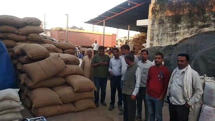 मूंगफली की चोरी में पुलिस खाली हाथ, व्यापारियों में आक्रोश