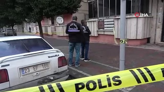 Sokak ortasında amcasına kurşun yağdırdı