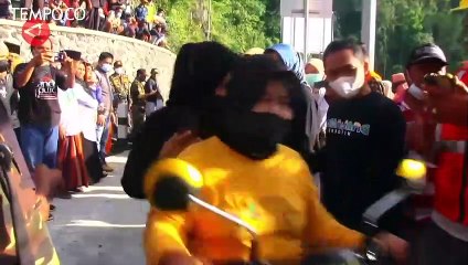 Sempat Terputus 5 Bulan, Jembatan Gantung Lumajang Malang Mulai Difungsikan